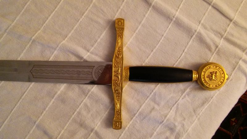 épée excalibur 1.jpg